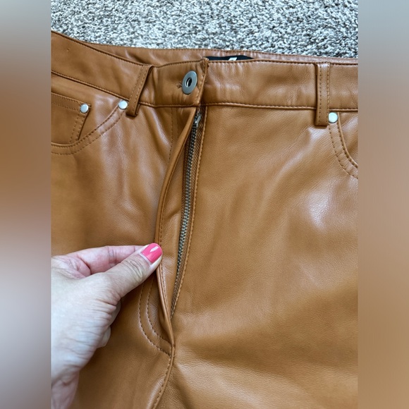 7 SEVEN FOR ALL MANKIND Straight Leg Faux Leather Pants in Golden Tan Camel Med - Picture 7 of 11